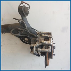 Assale post. TOYOTA Yaris Cross