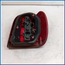 Fanale post. sx. VOLKSWAGEN Polo III