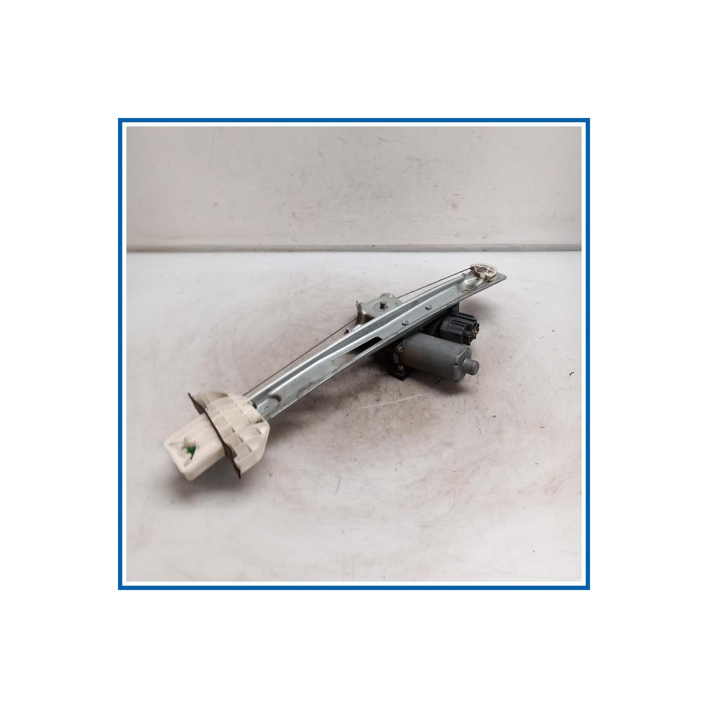 Alzacristallo porta post. dx. FORD Focus I