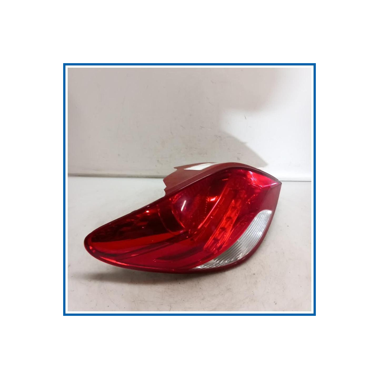 Fanale post. sx. PEUGEOT 207