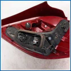 Fanale post. sx. PEUGEOT 207