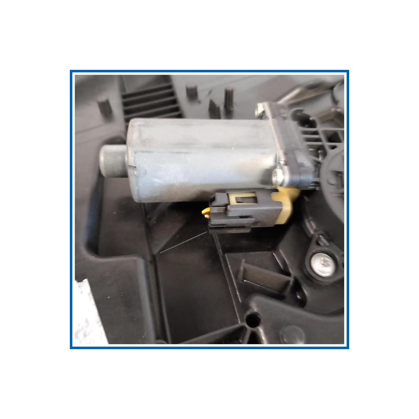 Alzacristallo porta ant. dx. FORD Fusion