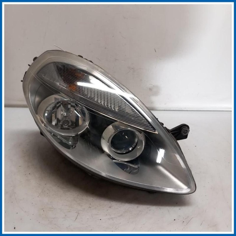 Proiettore ant. dx. LANCIA Ypsilon II