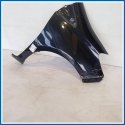 Parafango ant. dx. TOYOTA Yaris IV