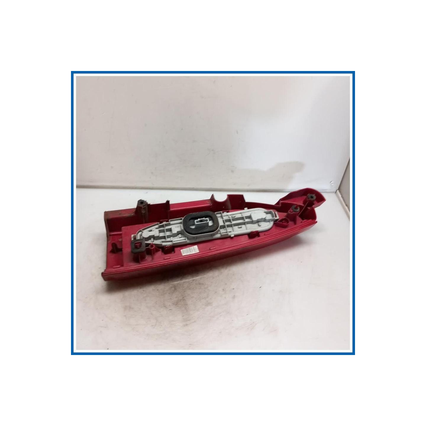 Fanale post. sx. CITROEN Berlingo III