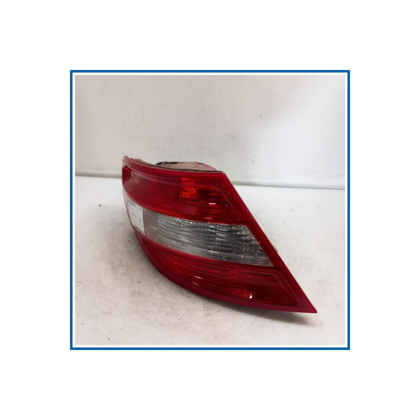 Fanale post. sx. MERCEDES Classe C W204