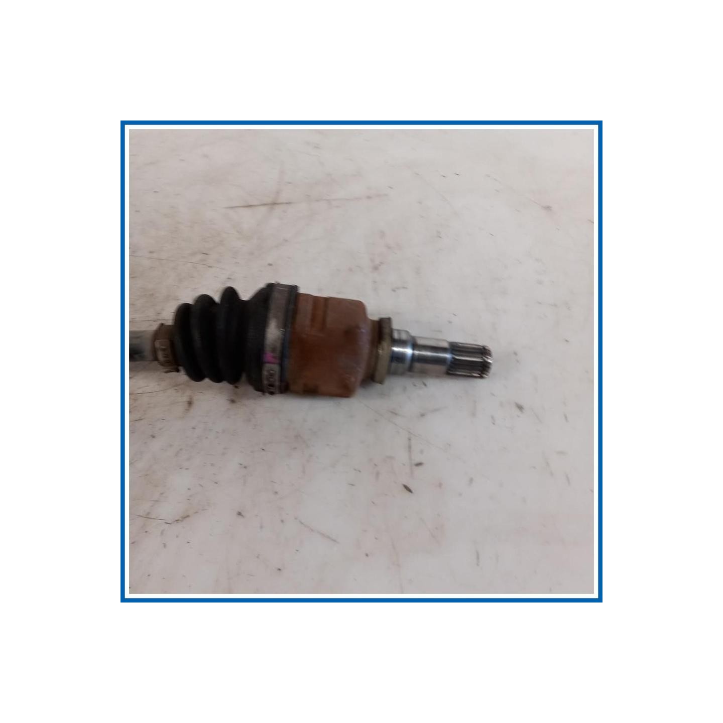 Semiasse ant. sx. TOYOTA Yaris IV