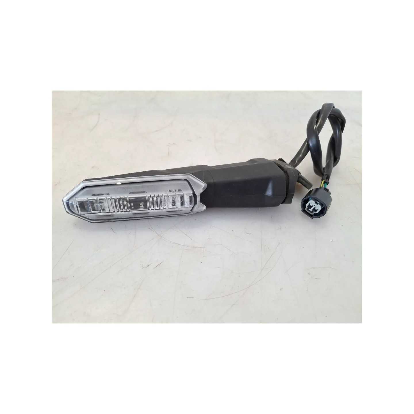 Indicatore direzione posteriore Kawasaki Z900 (E5) (22-) Z 900 Sinistro