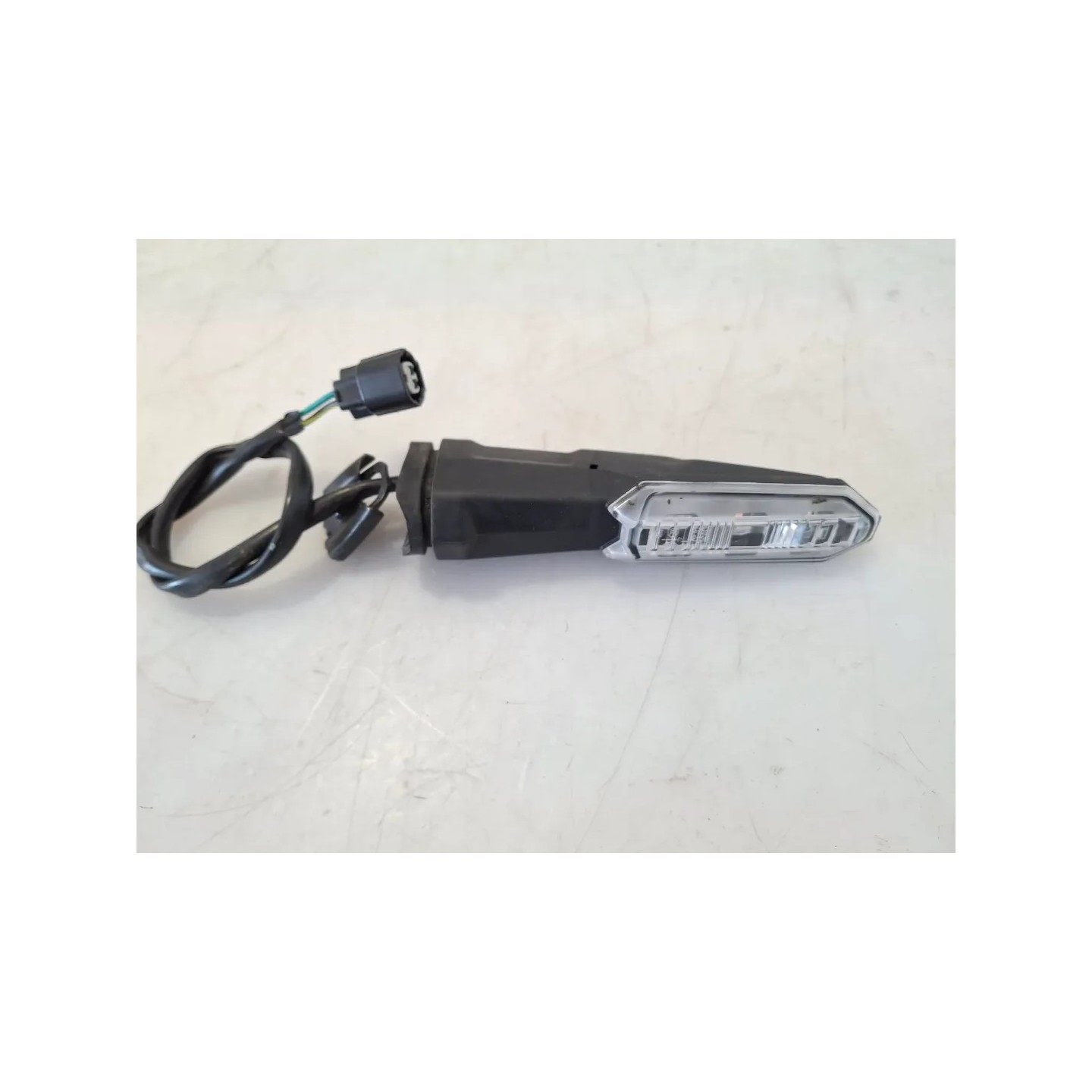 Indicatore direzione posteriore Kawasaki Z900 (E5) (22-) Z 900 Sinistro