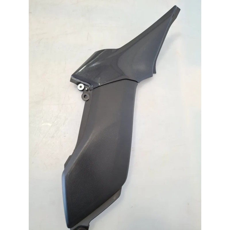 Carenatura fianco anteriore superiore Kawasaki Z900 (E5) (22-) Z 900 Destro