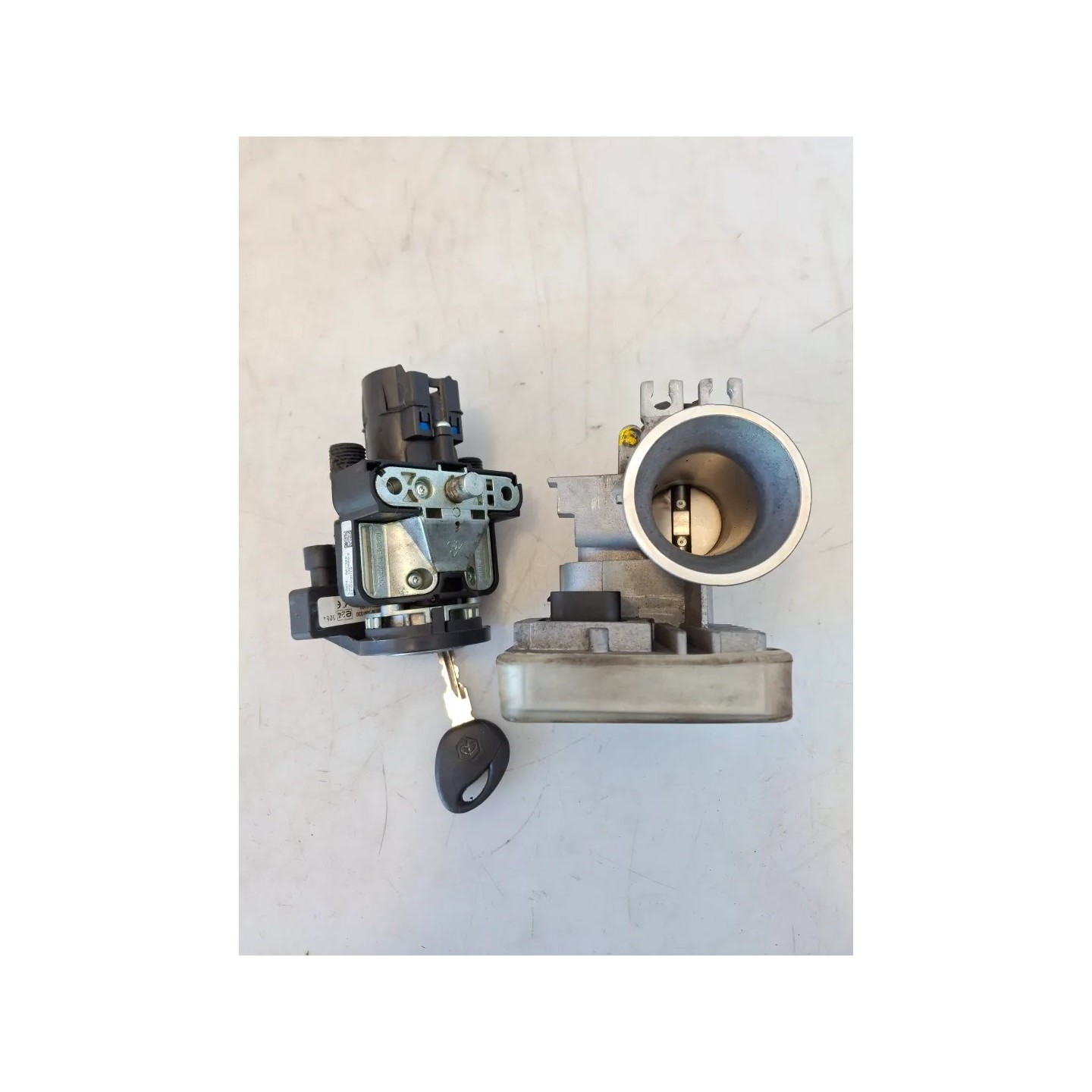 Corpo farfallato Piaggio MP3 300 (14-21) MP3 300 hpe ABS 