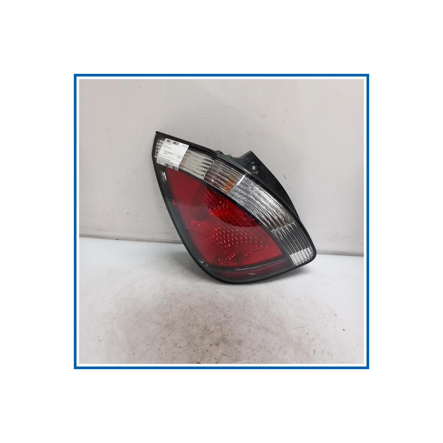 Fanale post. sx. KIA Rio II