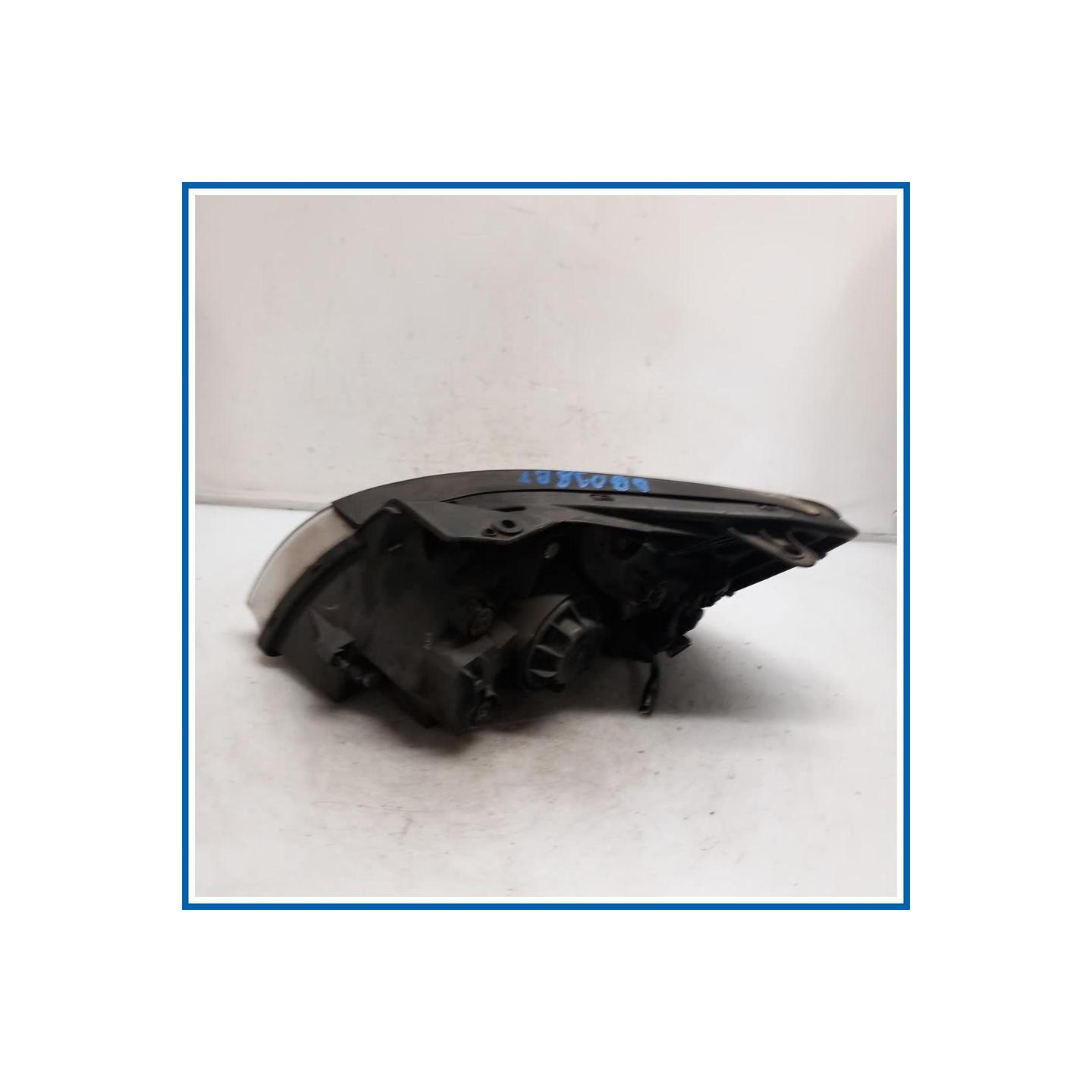 Proiettore ant. dx. KIA Rio II