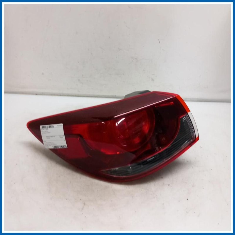 Fanale est. post. sx. MAZDA 2 III