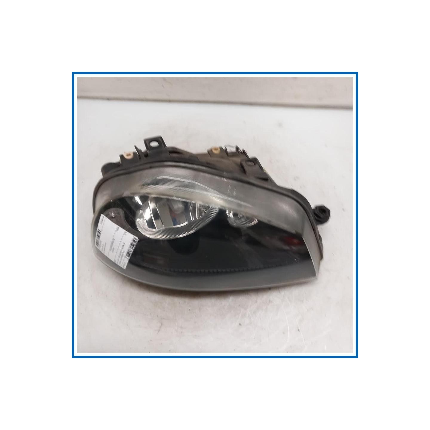 Proiettore ant. dx. SEAT Arosa 6H1