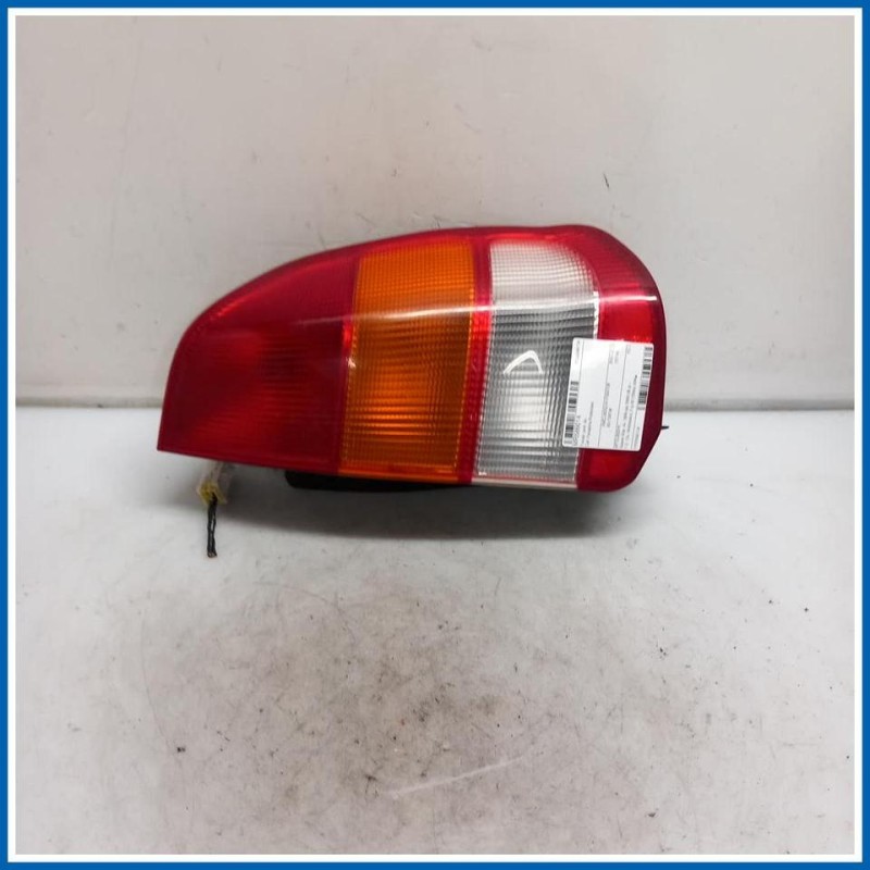 Fanale post. dx. MITSUBISHI Space Star I