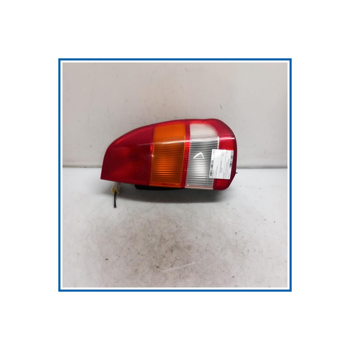 Fanale post. dx. MITSUBISHI Space Star I