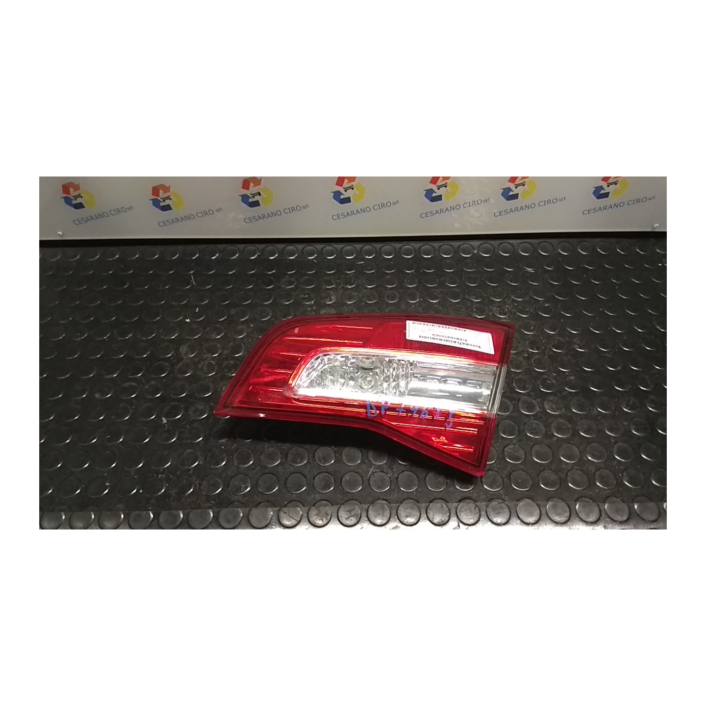 FANALE POST. PARTE INT. DX. 012 RENAULT KOLEOS (05/08-) M9RG8 26550JY05A