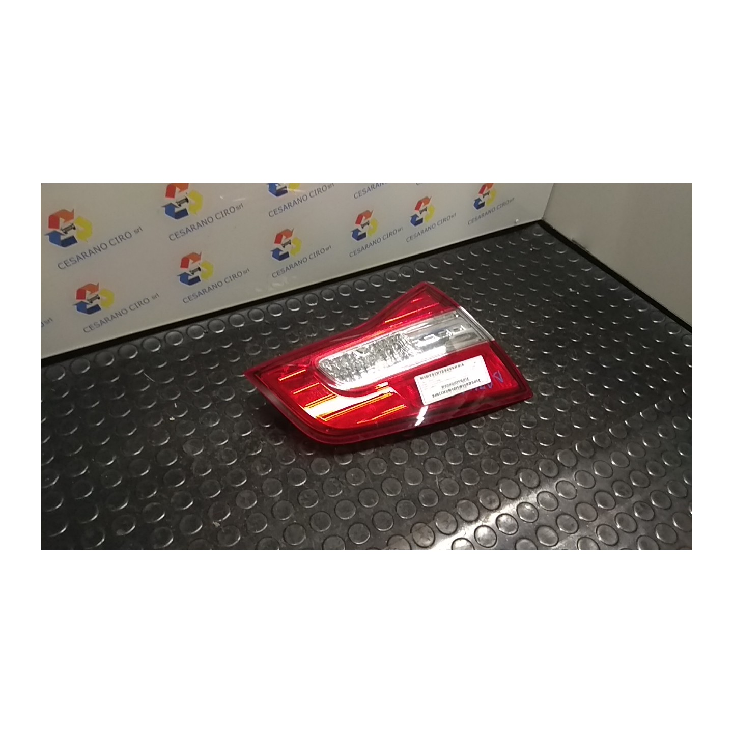 FANALE POST. PARTE INT. SX. 013 RENAULT KOLEOS (05/08-) M9RG8 26555JY05A
