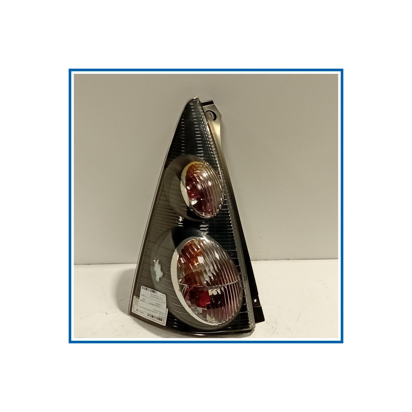 Fanale post. sx. CON PORTALAMPADA FONDO NERO CITROEN C1 (05/05>04/14