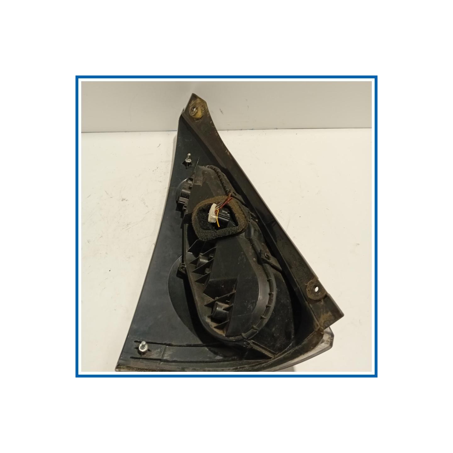 Fanale post. dx. CON PORTALAMPADA CITROEN C1 (05/05>04/14
