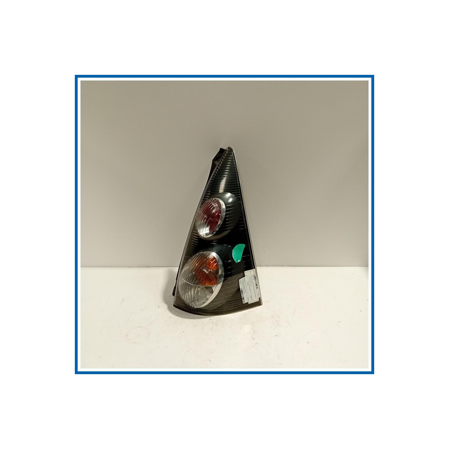 Fanale post. dx.FONDO NERO CON PORTALAMPADA E CONNETTORE CITROEN C1 (05/05>04/14