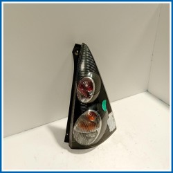 Fanale post. dx.FONDO NERO CON PORTALAMPADA E CONNETTORE CITROEN C1 (05/05>04/14