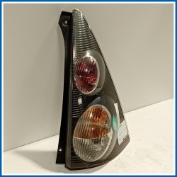 Fanale post. dx.FONDO NERO CON PORTALAMPADA CITROEN C1 (05/05>04/14