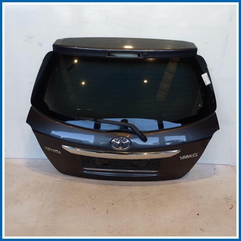 Portello post. TOYOTA Yaris IV