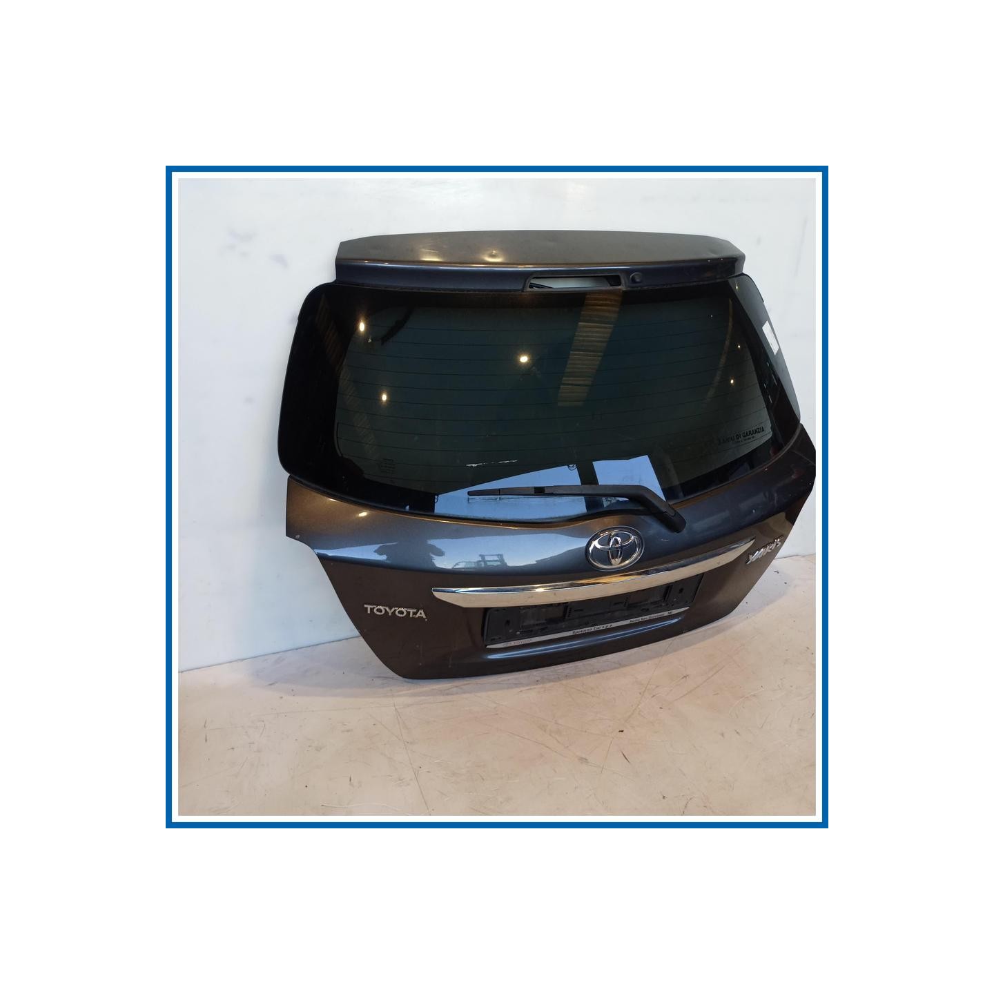 Portello post. TOYOTA Yaris IV