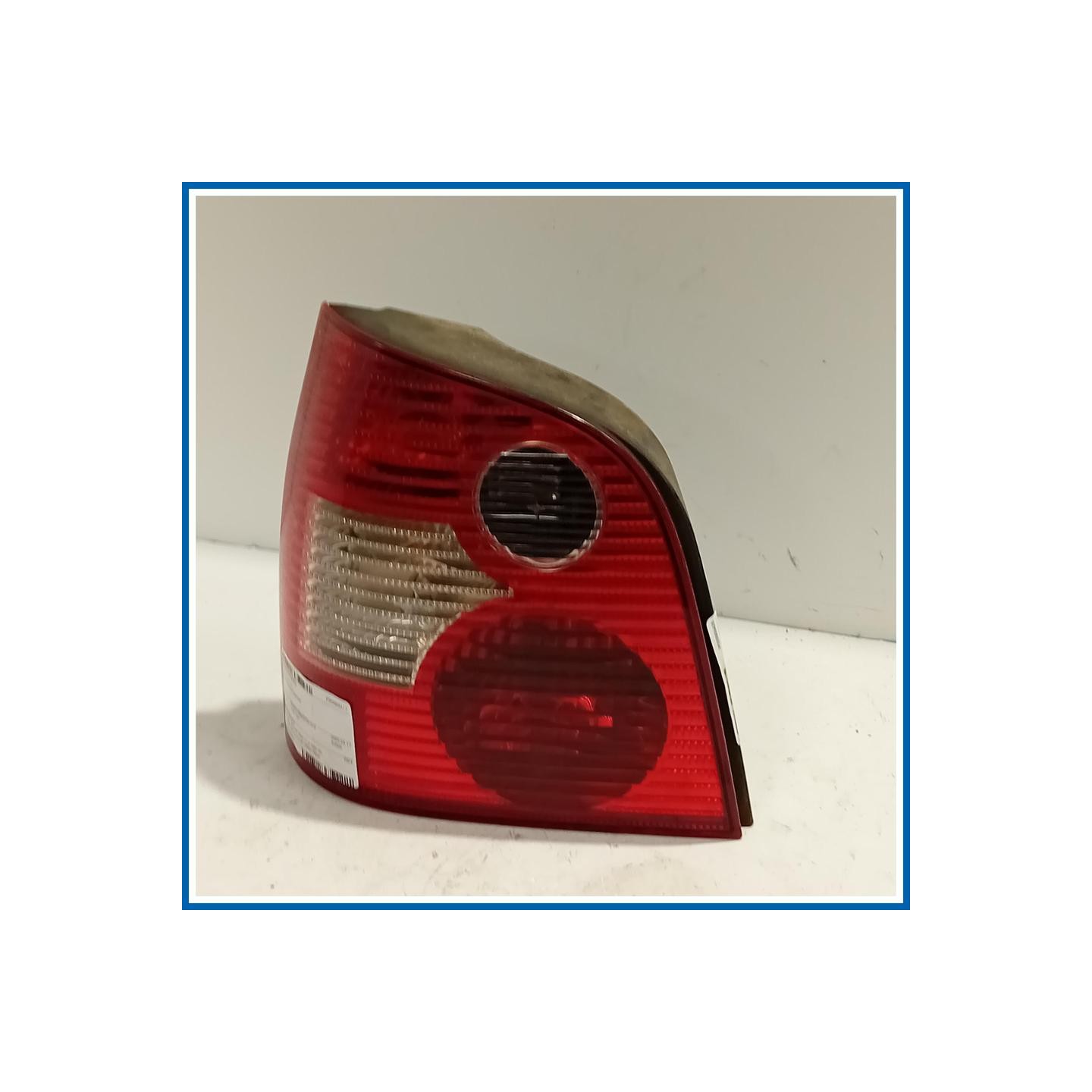 Fanale post. sx. VOLKSWAGEN POLO (9N) (10/01>03/05