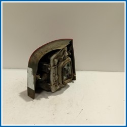 Fanale post. sx. VOLKSWAGEN POLO (9N) (10/01>03/05