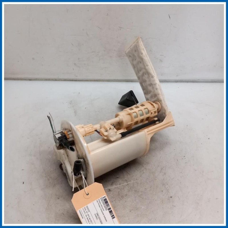 Pompa carburante TOYOTA Yaris IV