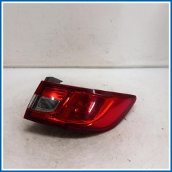 Fanale est. post. dx. RENAULT Clio IV