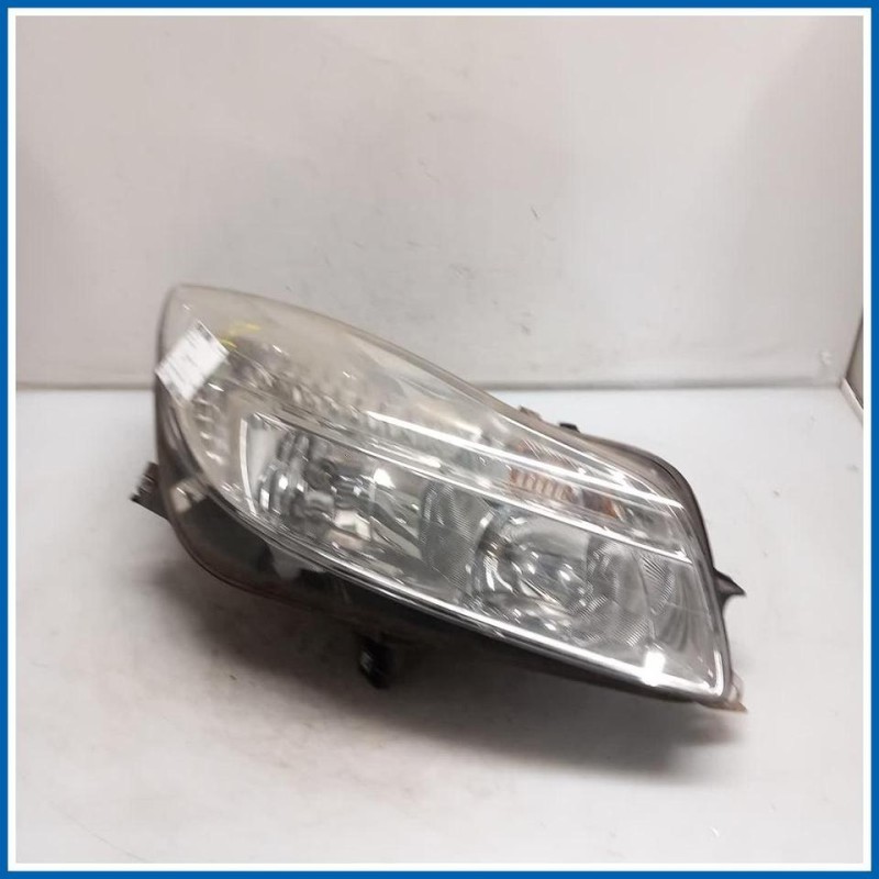 Proiettore ant. dx. OPEL Insignia A SW