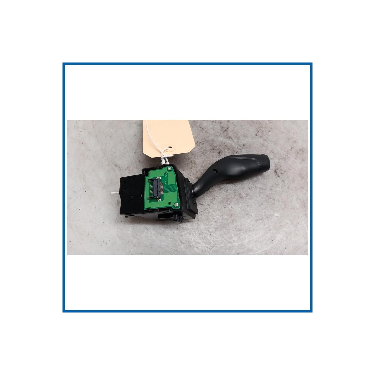 Devioguida luci sx. FORD Focus IV SW