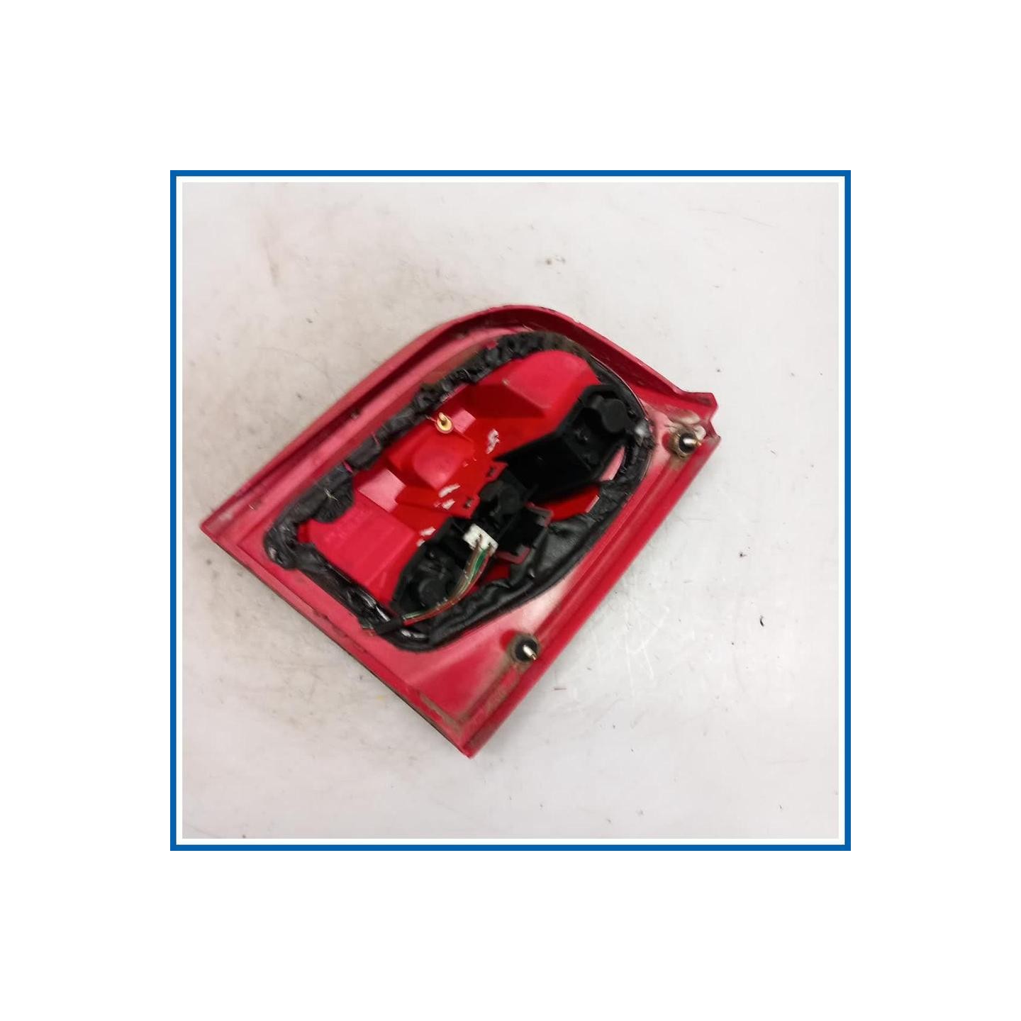 Fanale post. sx. NISSAN Micra II