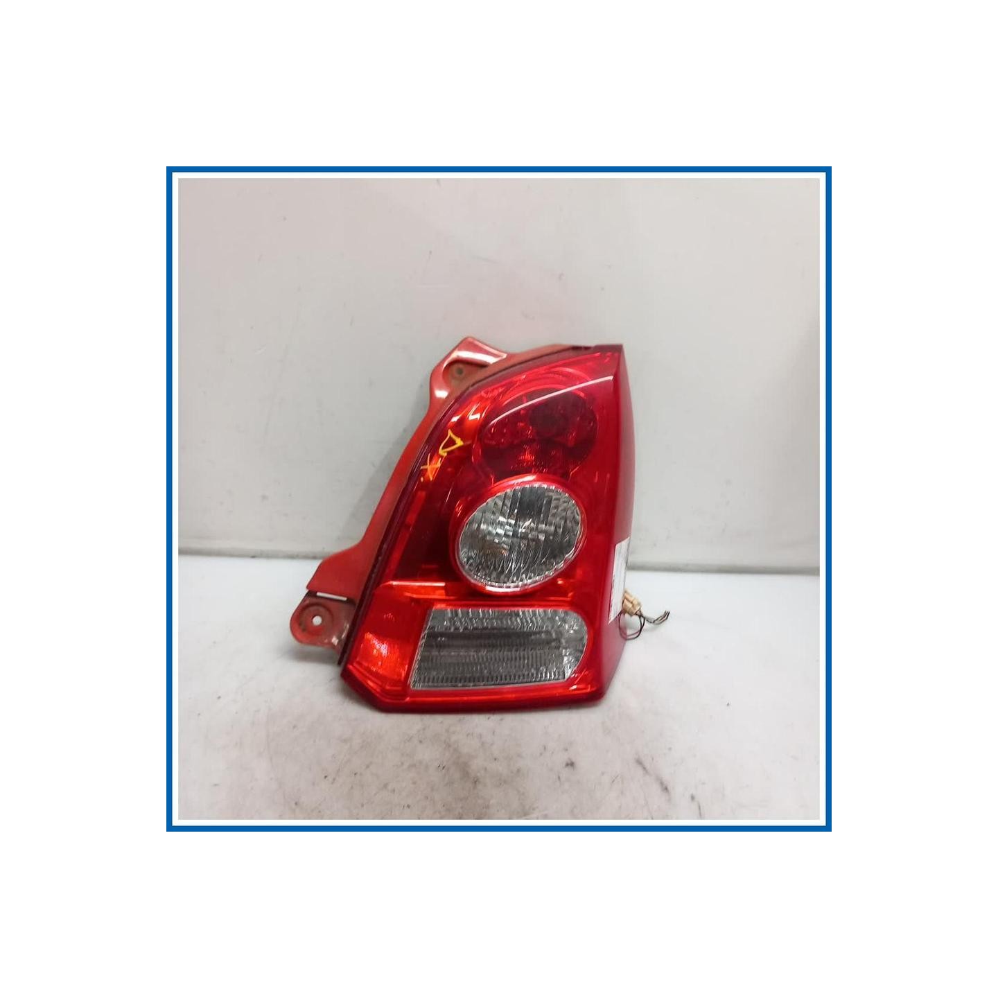 Fanale post. dx. NISSAN Pixo