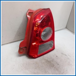 Fanale post. dx. NISSAN Pixo