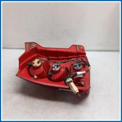 Fanale post. dx. NISSAN Pixo