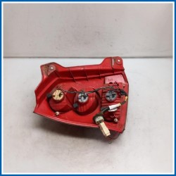 Fanale post. dx. NISSAN Pixo