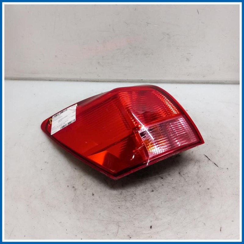 Fanale est. post. sx. NISSAN Qashqai I