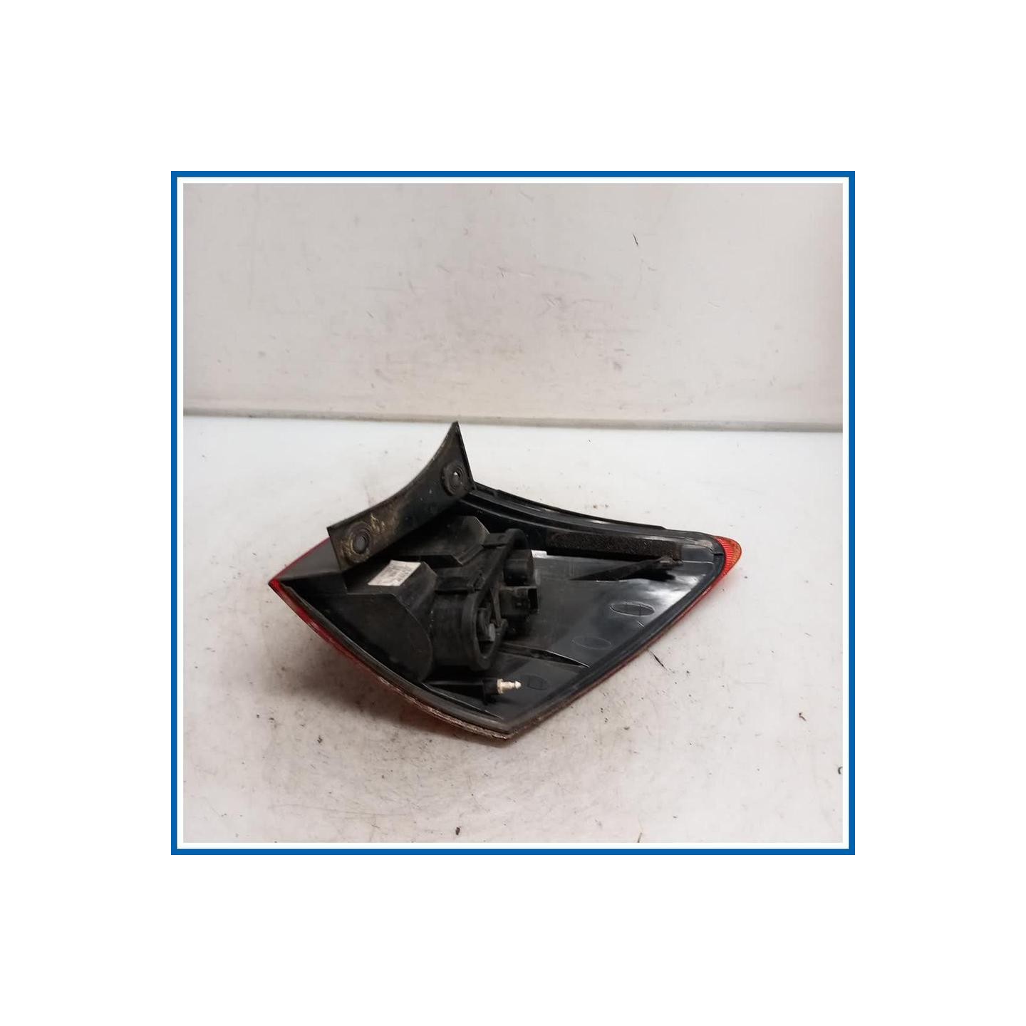 Fanale est. post. sx. NISSAN Qashqai I