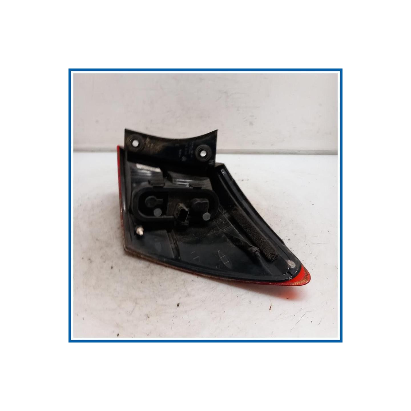 Fanale est. post. sx. NISSAN Qashqai I