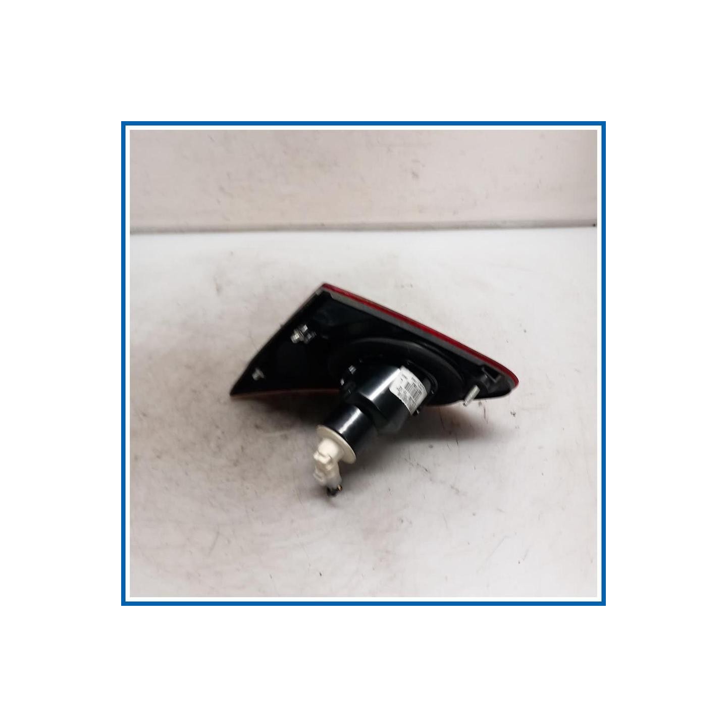 Fanale int. post. sx. NISSAN Qashqai I