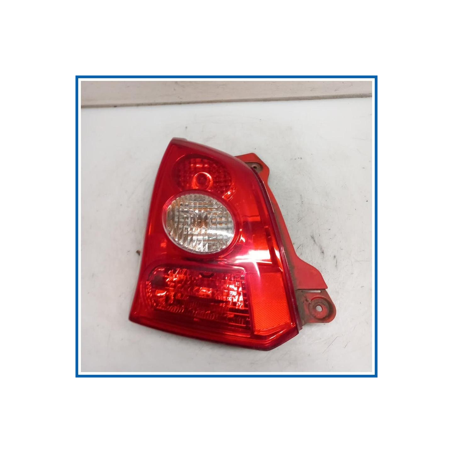Fanale post. sx. NISSAN Pixo