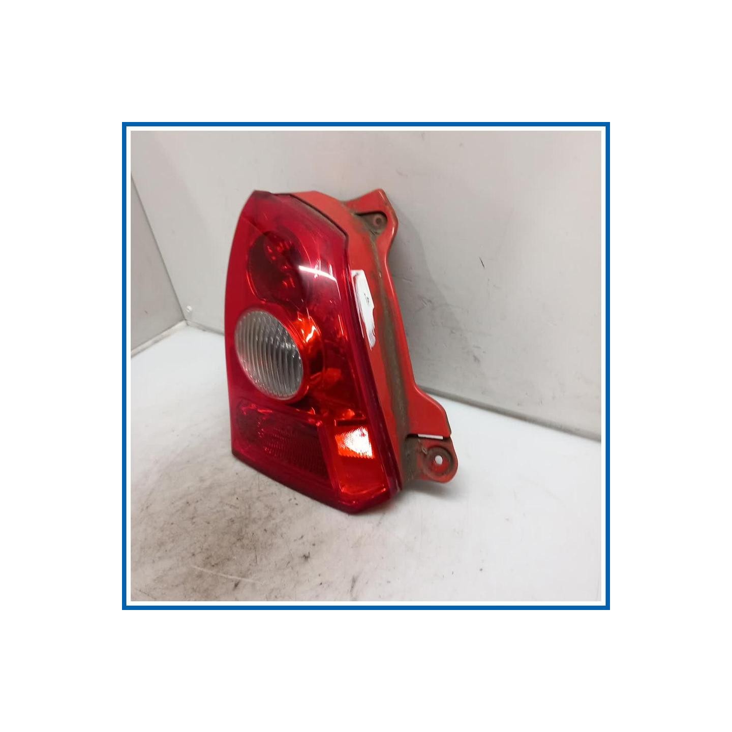 Fanale post. sx. NISSAN Pixo