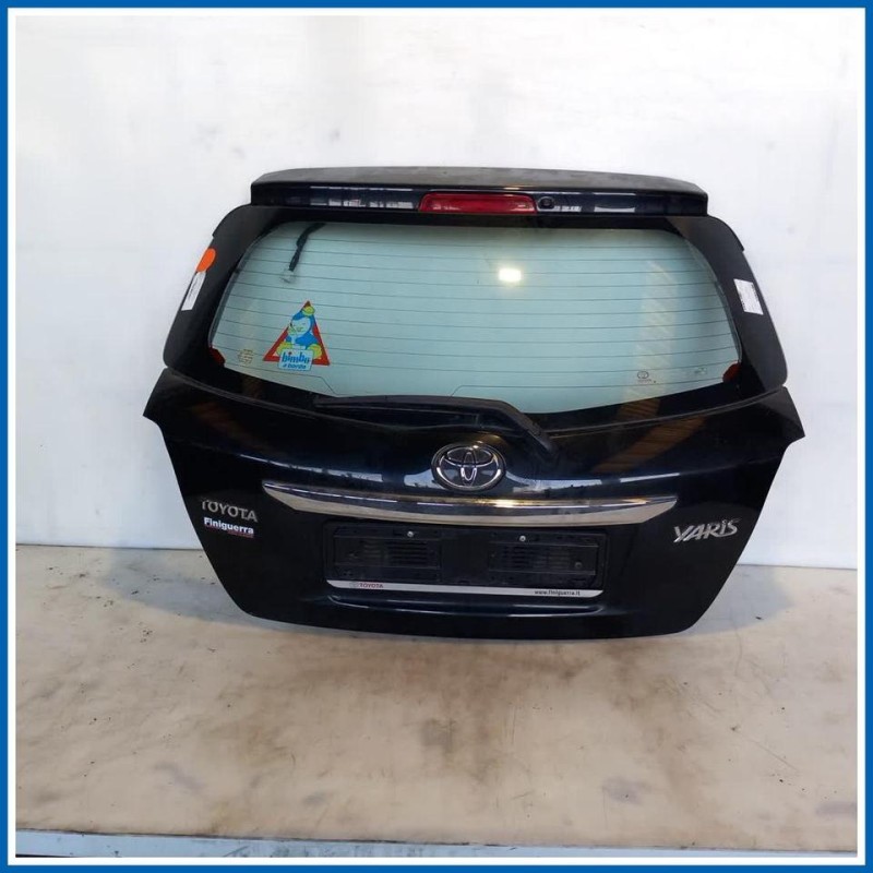 Portello post. TOYOTA Yaris IV