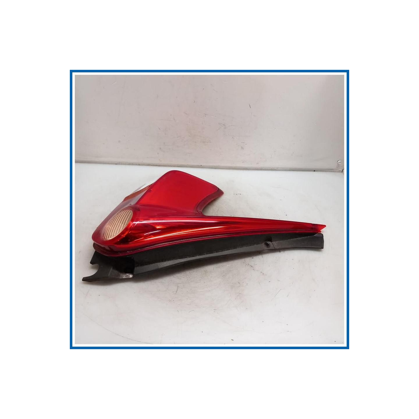 Fanale post. sx. NISSAN Juke I