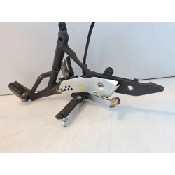 Piastra attacco pedana appoggiapiedi anteriore e posteriore Kawasaki ER-6N (12-16) ER-6N 25Kw Destro